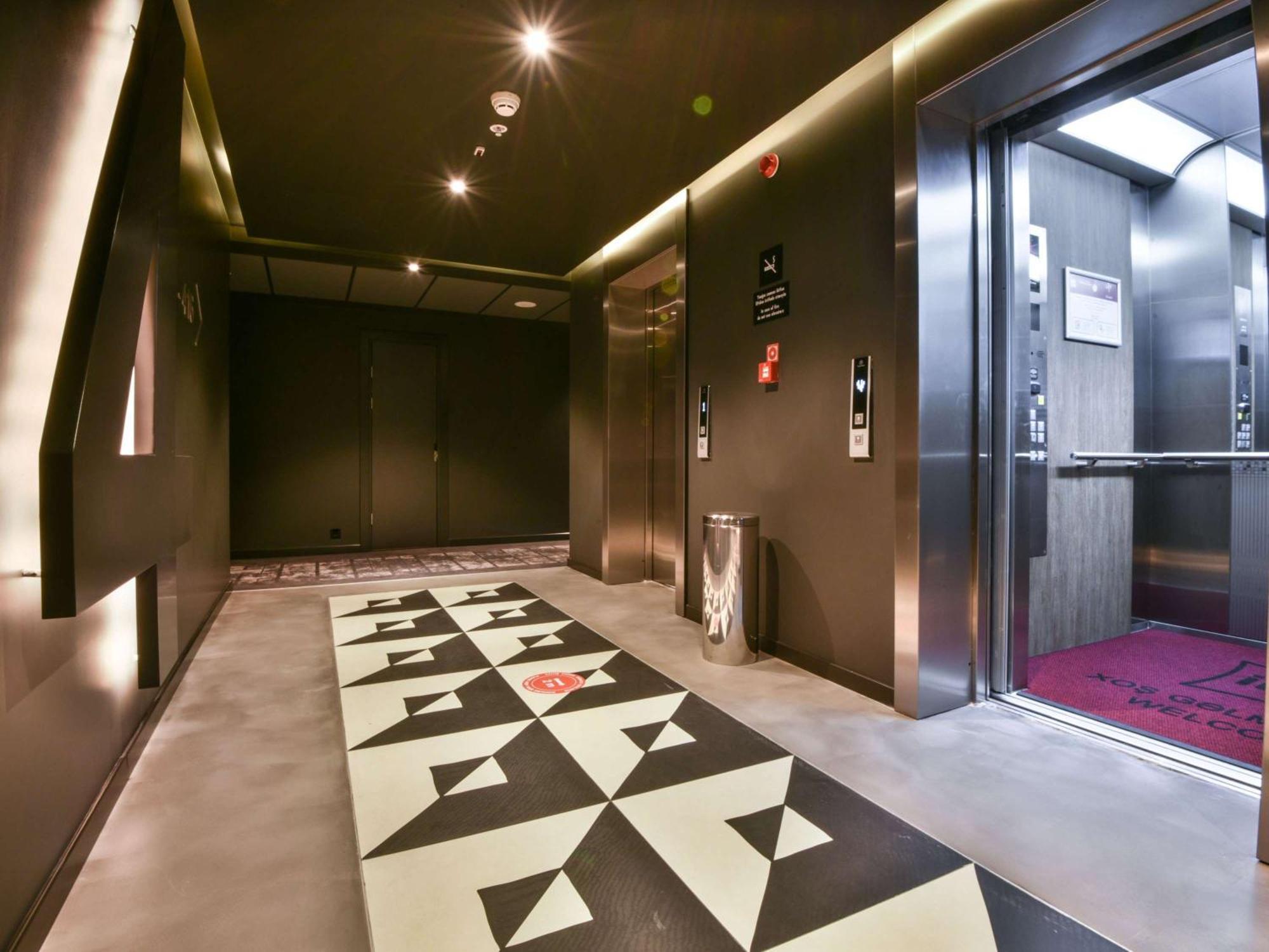 Ibis Baku City Exteriör bild