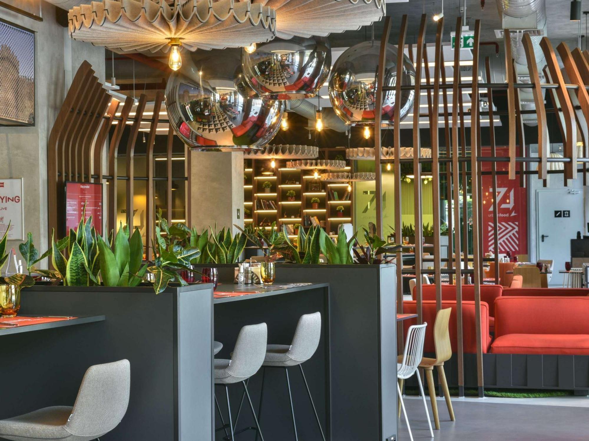 Ibis Baku City Exteriör bild